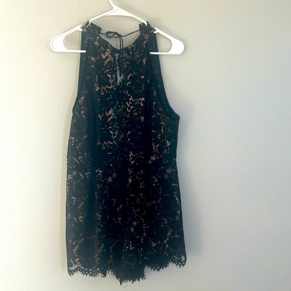 Black backless lacy dress - Picture 1 of 7